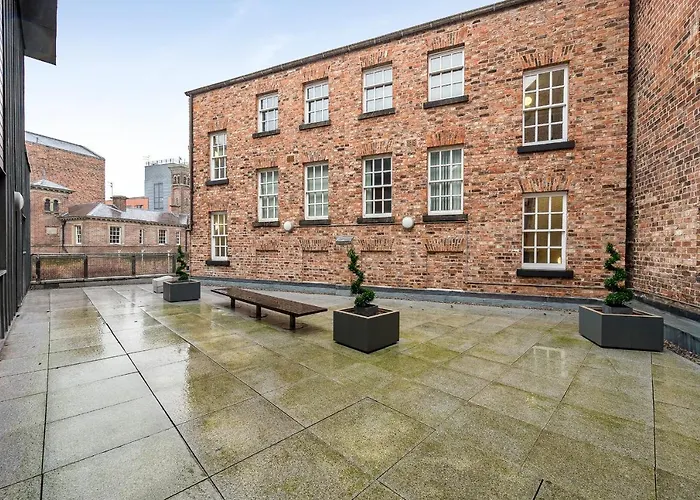 Host & Stay - Campbell Square Roof Terrace Apartment